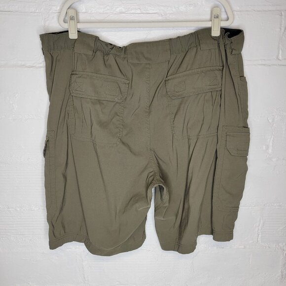 Duluth Trading Co Men's Size 2XL Cargo Shorts Green - Picture 2 of 3